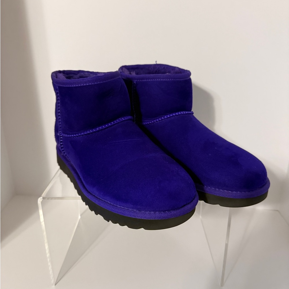 UGG Women's Vibrant Purple Winter Boots